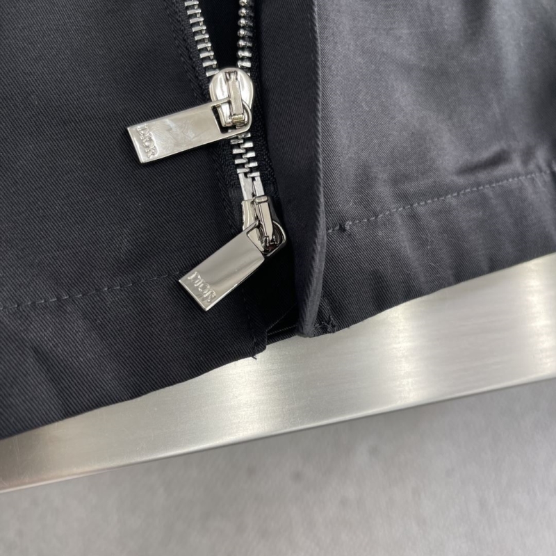 chr1st1an D10r outwear